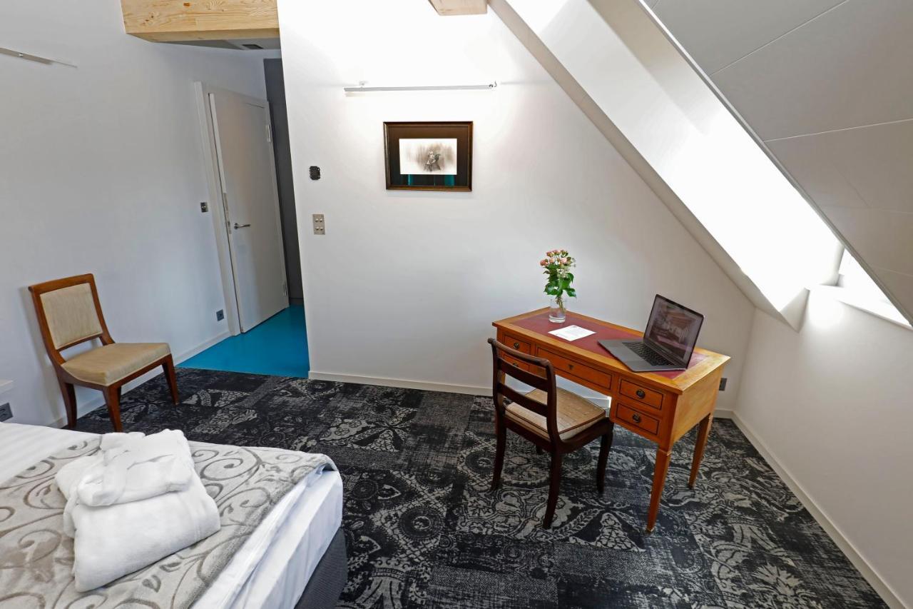 Hotel Fleur De Lis Le Locle Exteriér fotografie